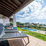 Casa Johnson - Relaxation & Play With Fenced Pool *