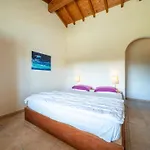 Casa Johnson - Relaxation & Play With Fenced Pool Villa