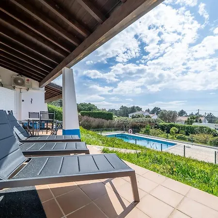 Casa Johnson - Relaxation & Play With Fenced Pool *