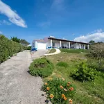 Casa Johnson - Relaxation & Play With Fenced Pool * Aljezur