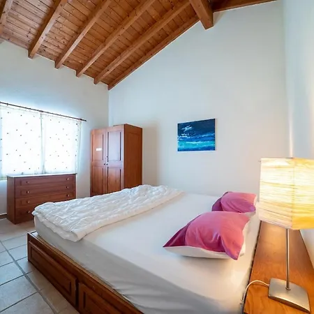 Villa Casa Johnson - Relaxation & Play With Fenced Pool